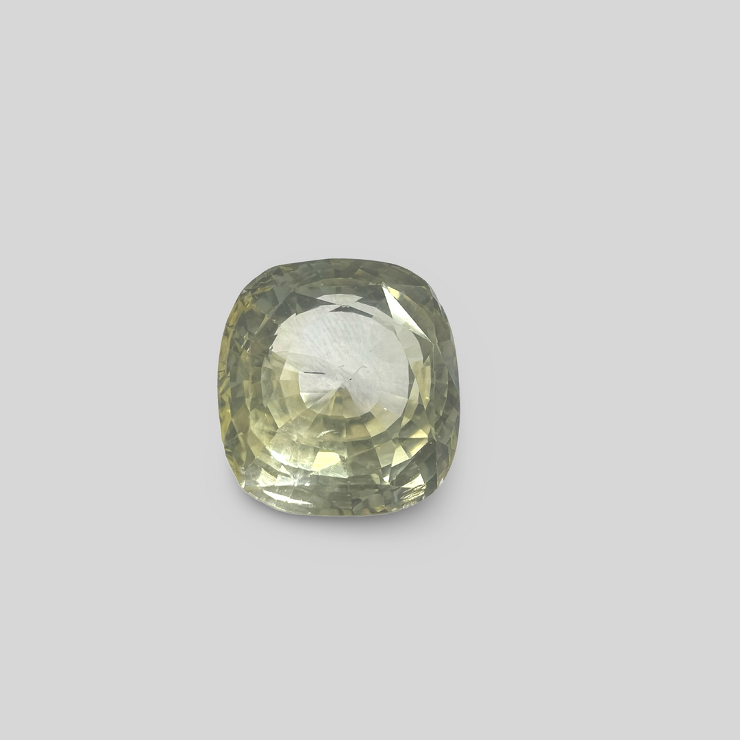 Natural Yellow Sapphire (Pukhraj)  5.63cts (29/347