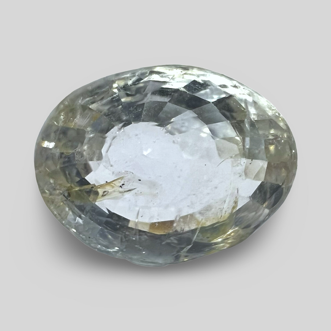 White sapphire (Pukhraj) 4.13cts (54/638)